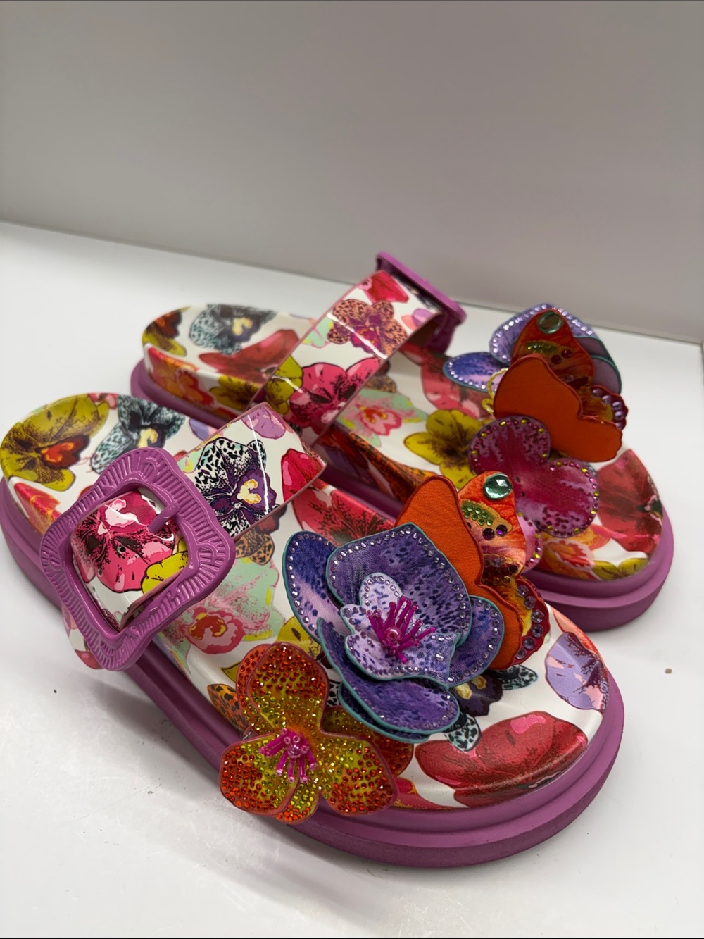 Gently Used Betsey Johnson Lorayne Slide Sandal Women’s size 8.5 - Picture 3 of 7